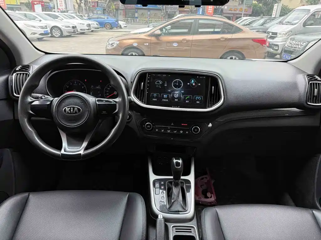 Kia KX3 — миниатюра 8