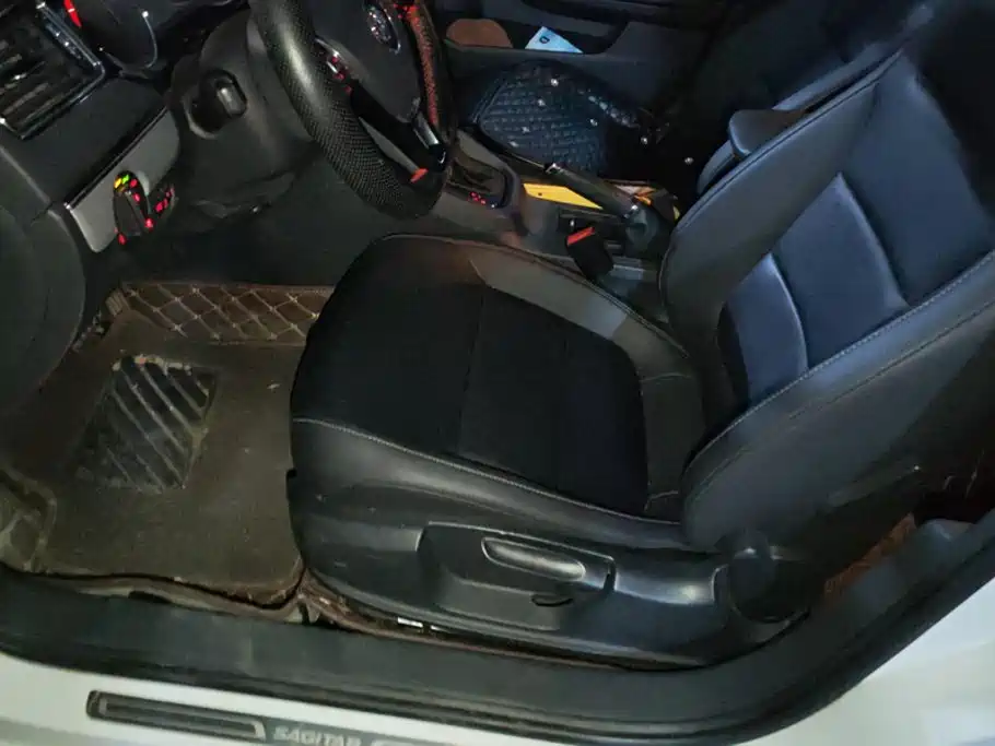 Volkswagen Sagitar — миниатюра 9