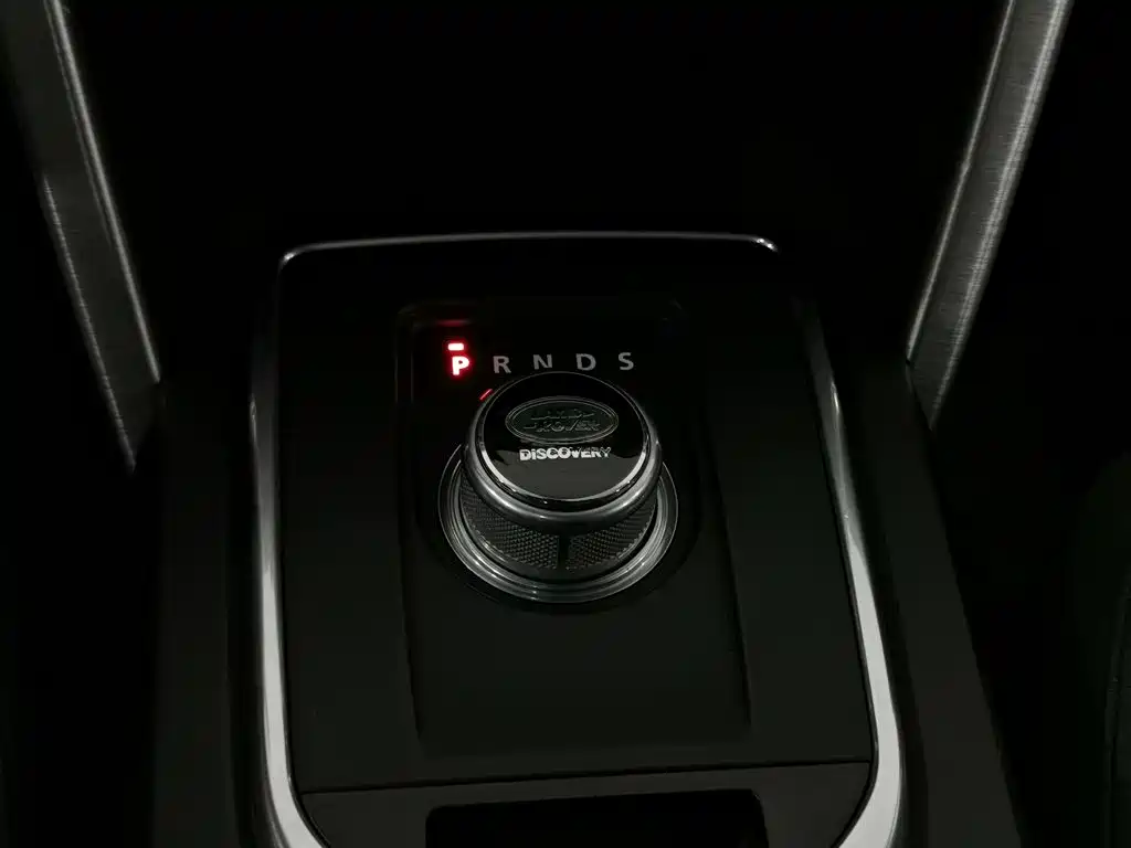 Land Rover Discovery Sport — миниатюра 13
