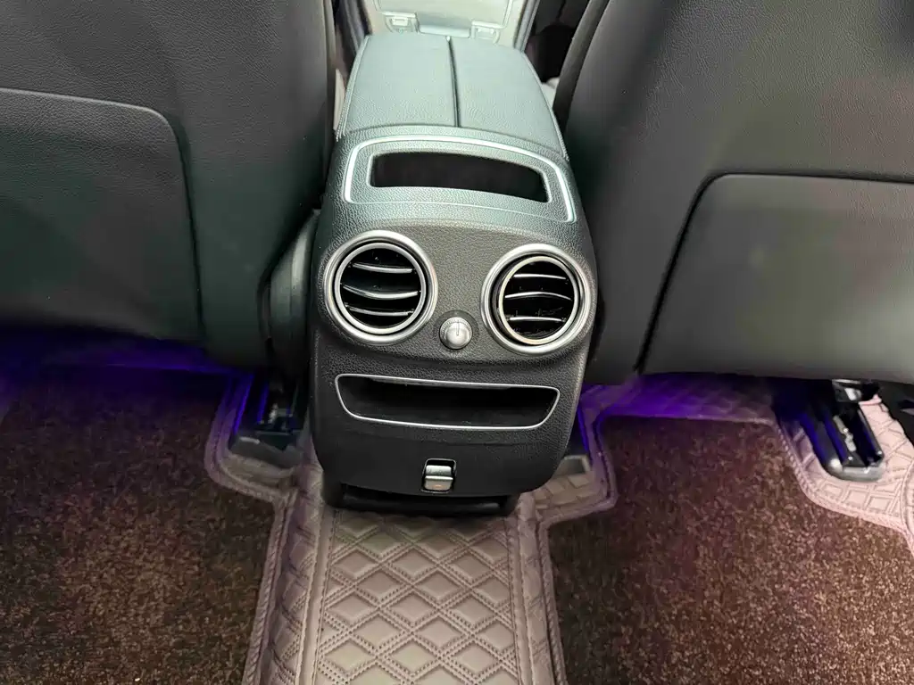Mercedes-Benz GLC — миниатюра 13