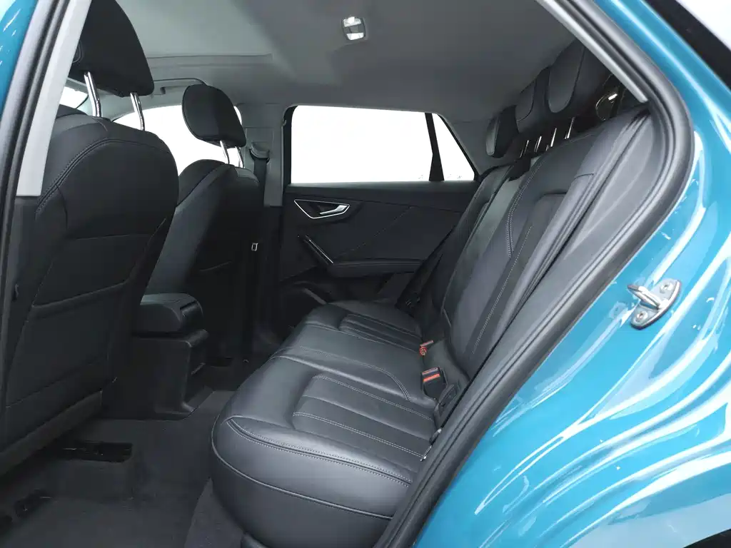 Audi Q2L — миниатюра 9