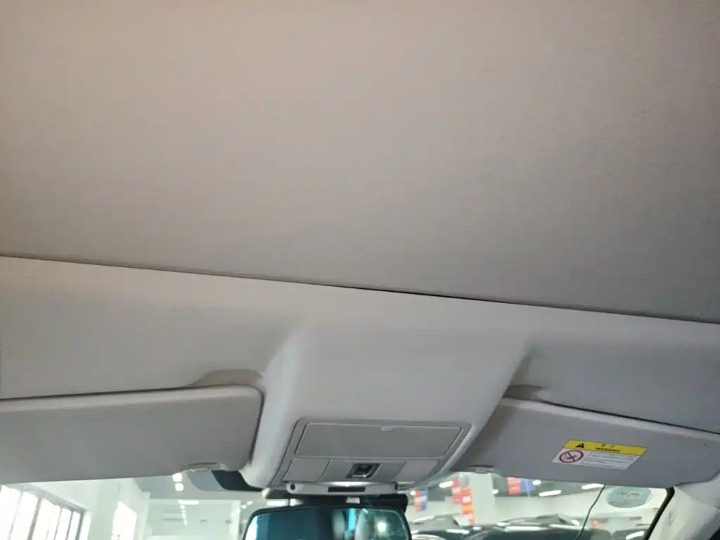 Land Rover Discovery Sport — миниатюра 18