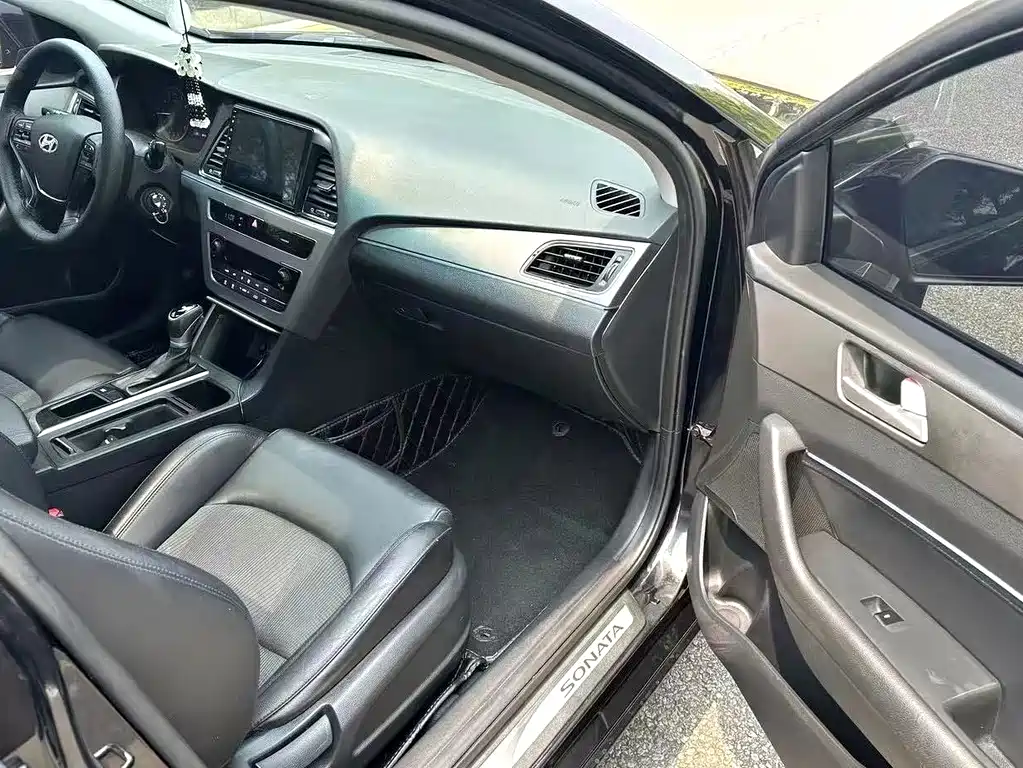 Hyundai Sonata — миниатюра 3