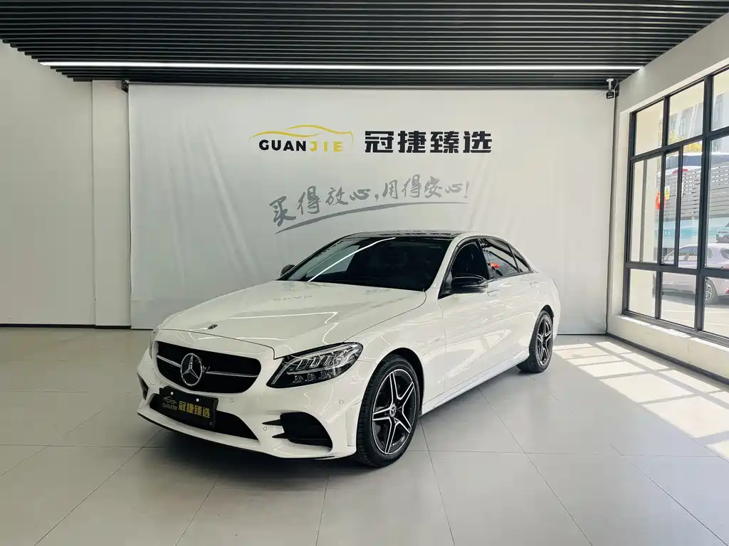 Mercedes-Benz C-Class 2021