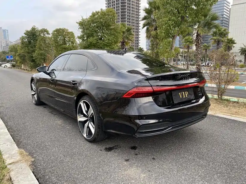 Audi A7L — миниатюра 6