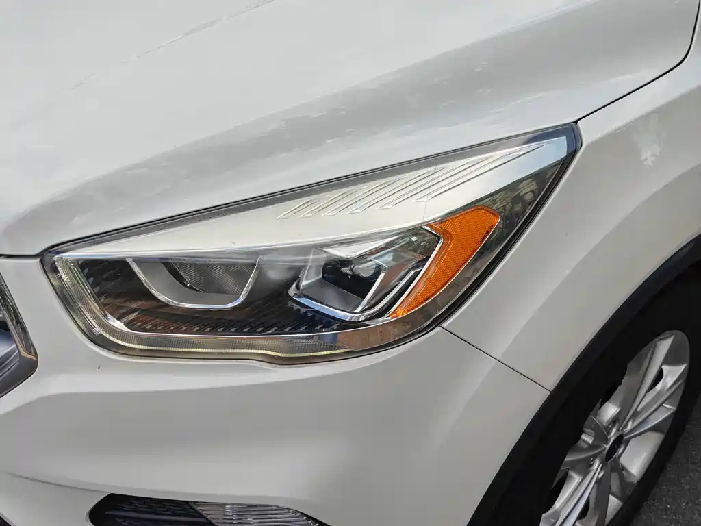 Ford Kuga — миниатюра 8