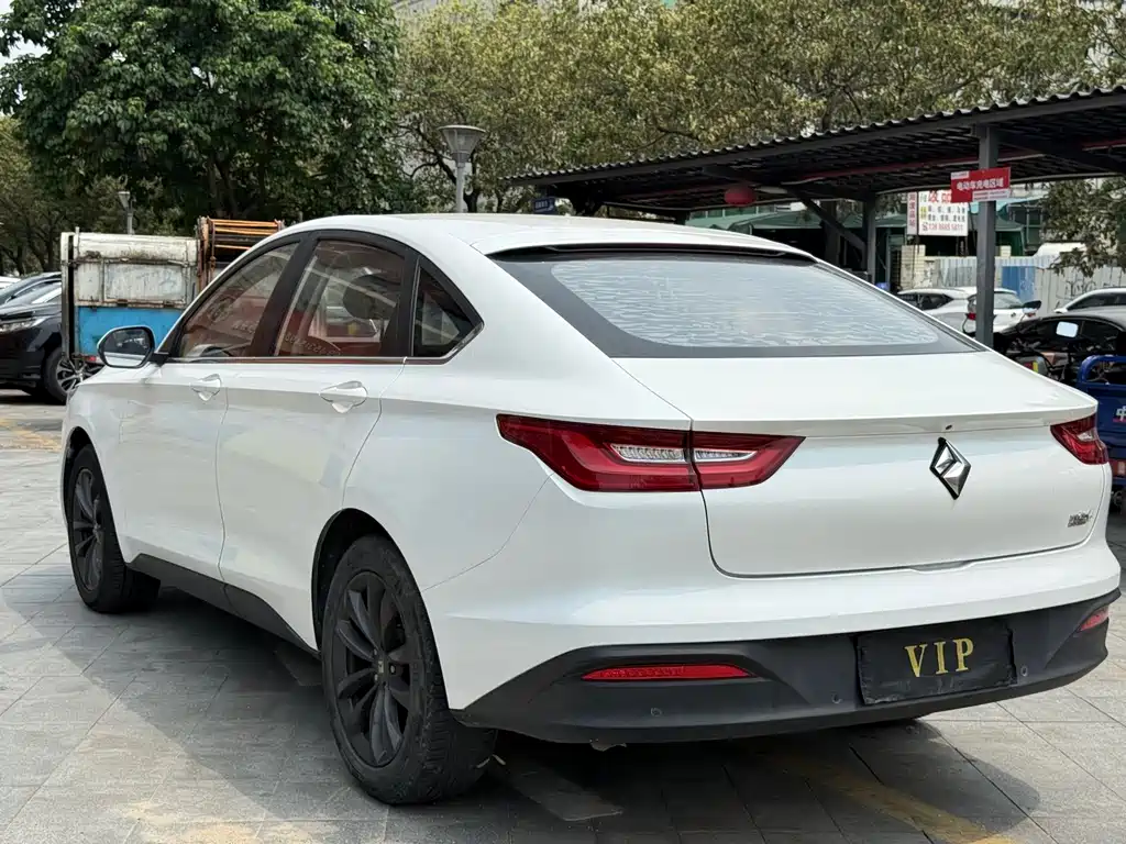 Baojun RC-6 — миниатюра 9