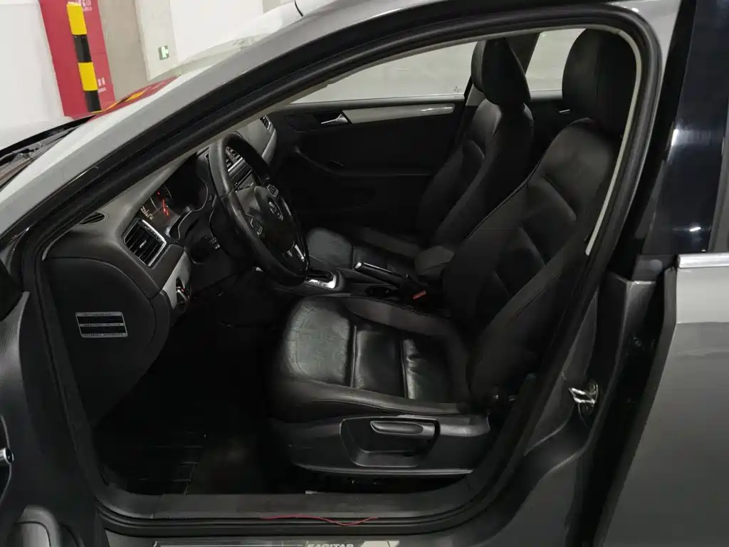 Volkswagen Sagitar — миниатюра 10