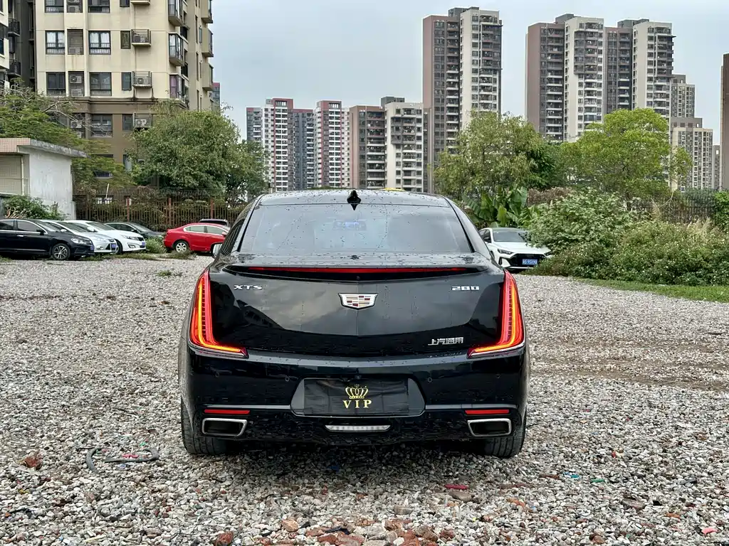 Cadillac XTS 2018 28T