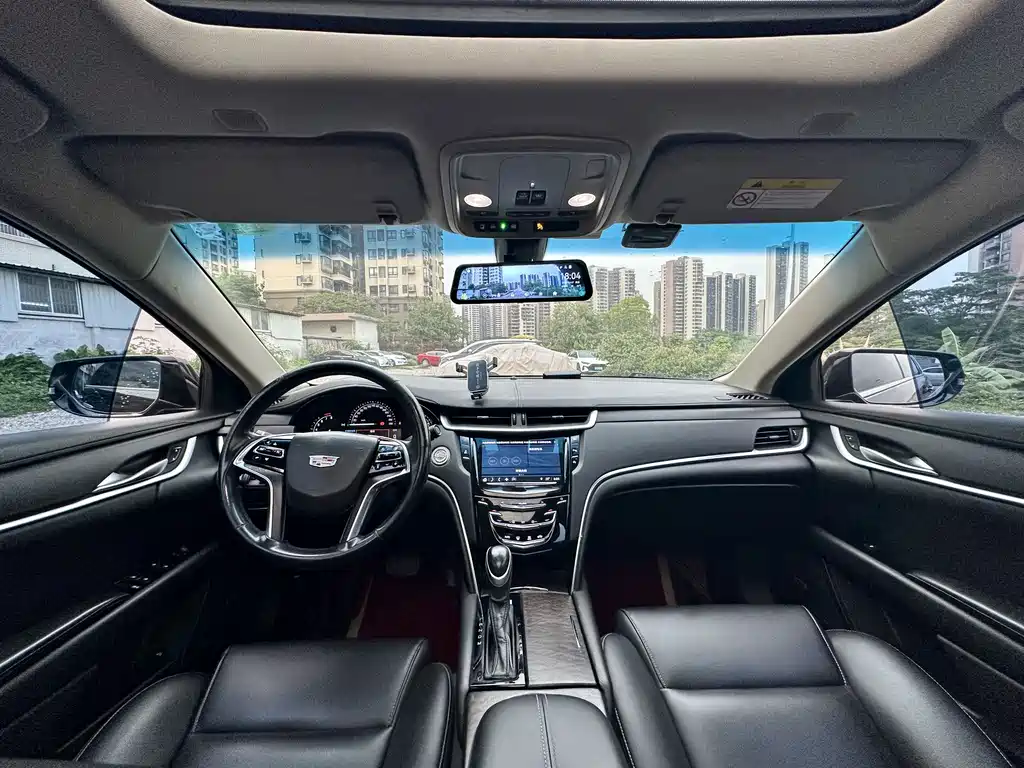 Cadillac XTS 2018 28T