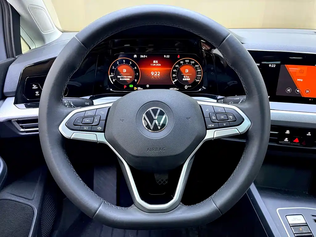 Volkswagen Golf — миниатюра 10