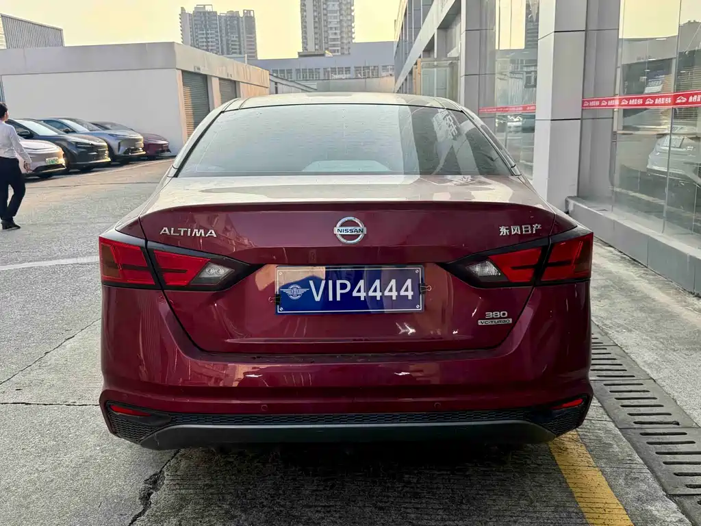 Nissan Teana — миниатюра 7