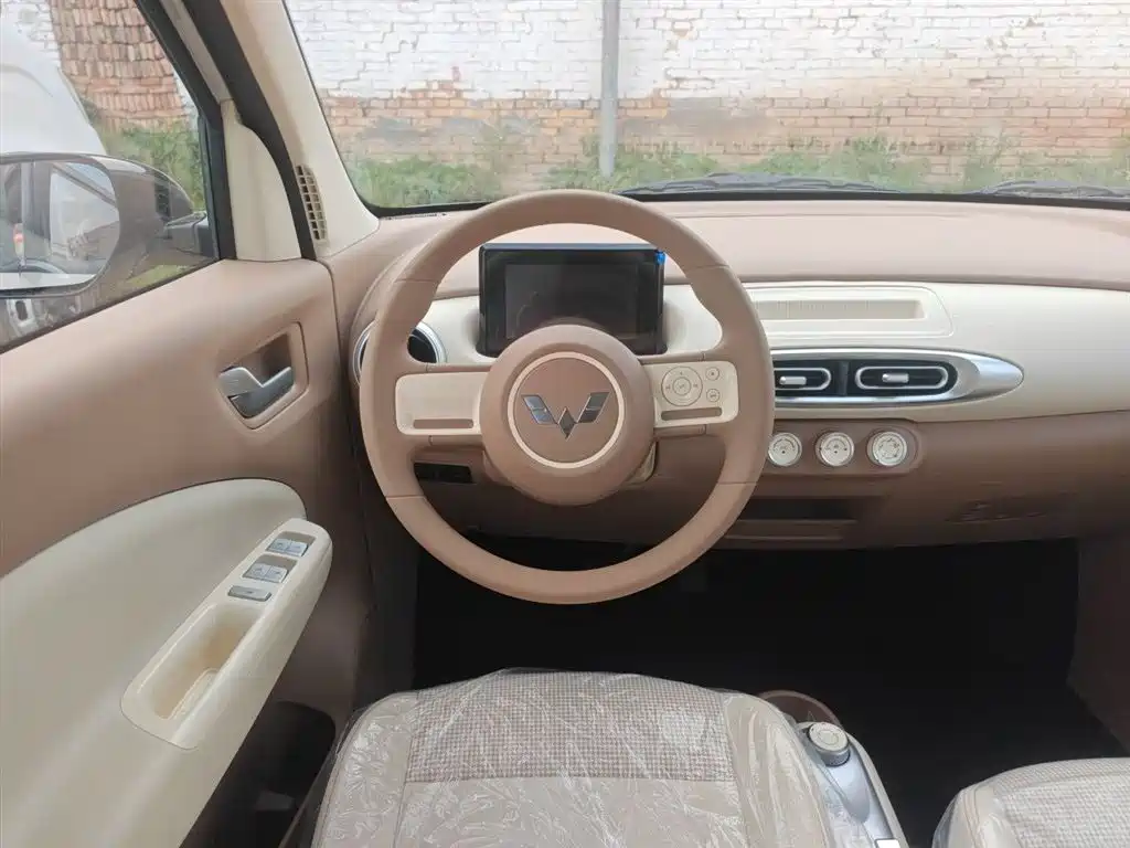 Wuling Mini EV MINIEV 2025