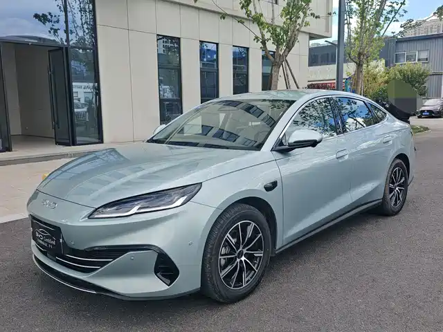 2025 BYD Seal