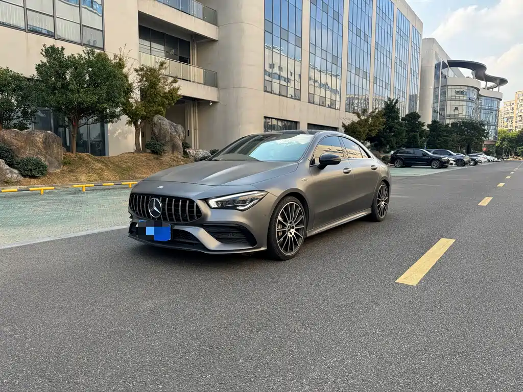 Mercedes-Benz CLA AMG