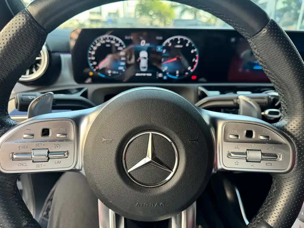 Mercedes-Benz CLA AMG — миниатюра 5