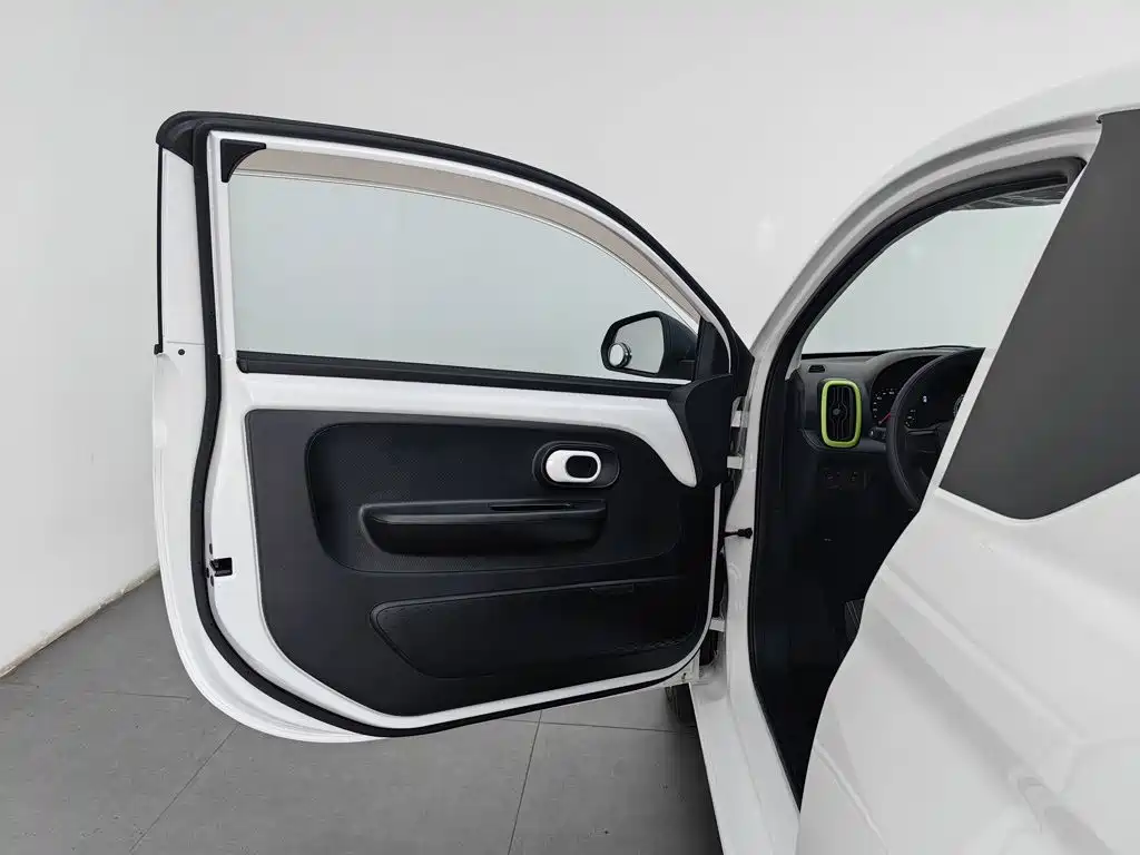 Roewe Clever — миниатюра 8