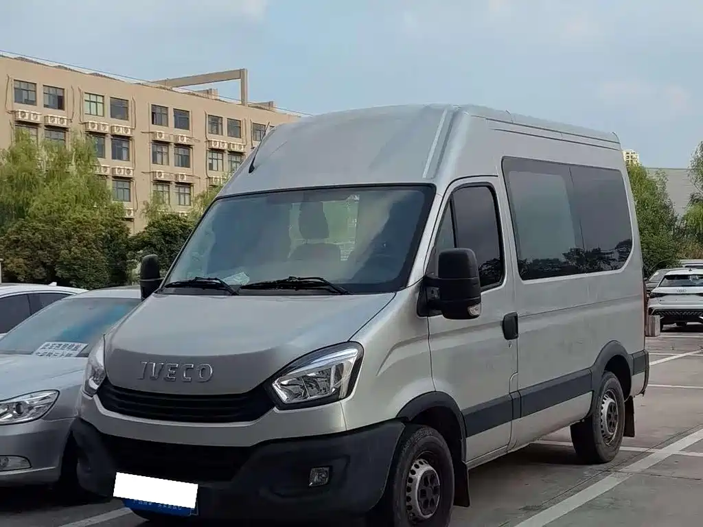 IVECO Ousheng