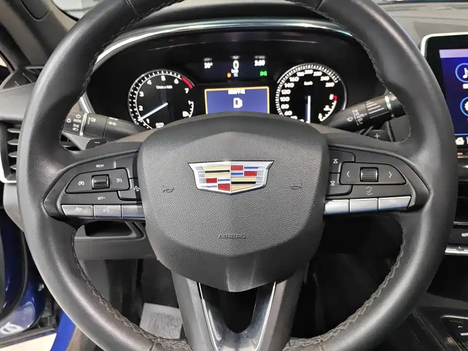 Cadillac CT5 — миниатюра 15