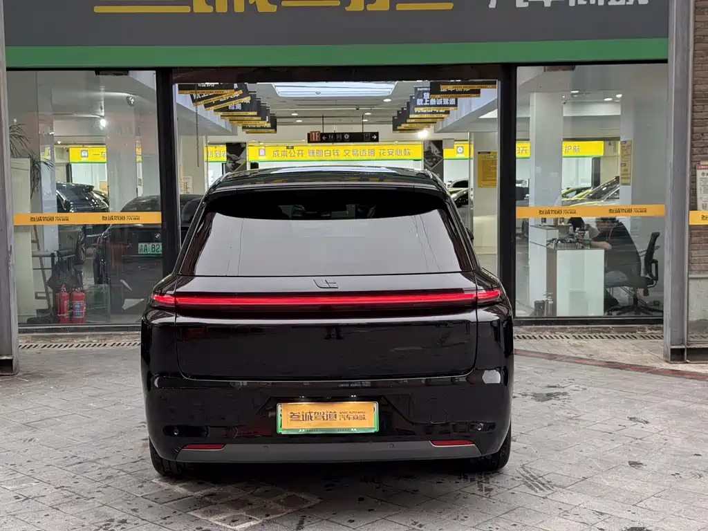 Li Auto Li L8 — миниатюра 5