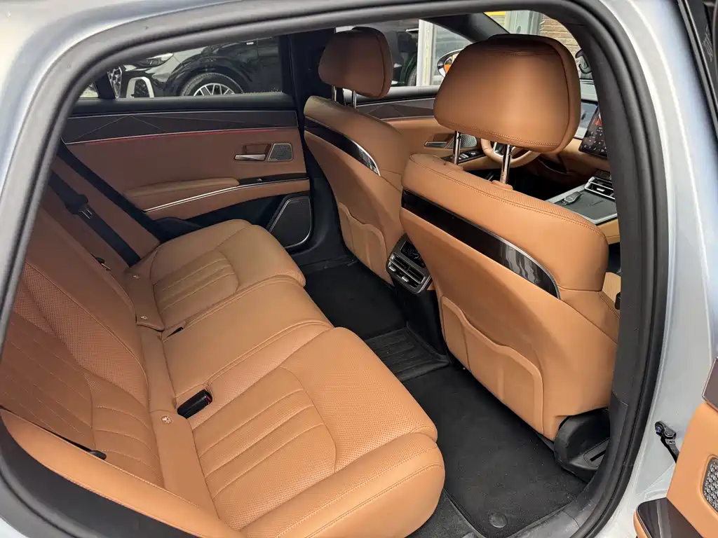 BYD Han L — миниатюра 17