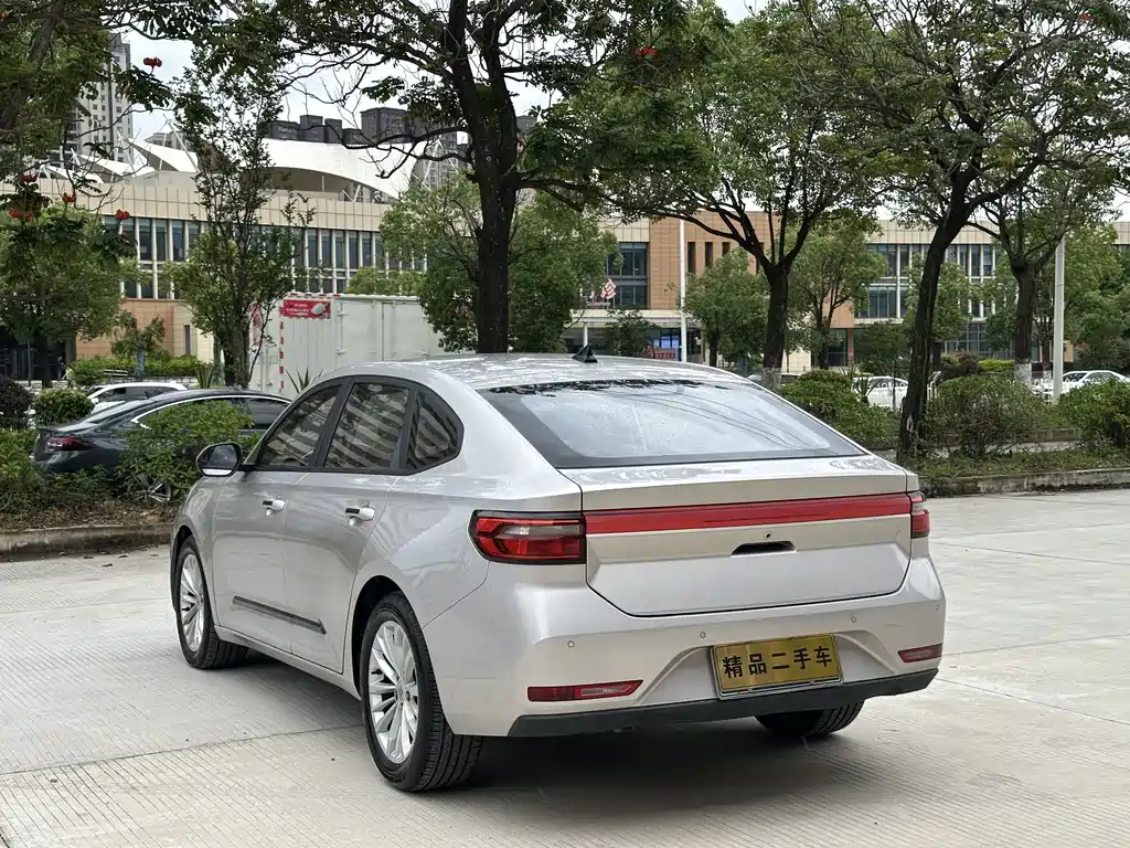 Baojun RC-5 — миниатюра 9