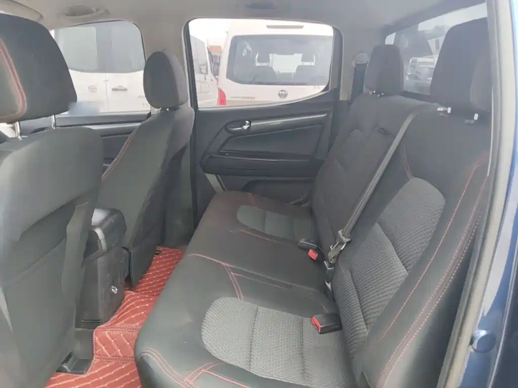 Isuzu TAGA Daga — миниатюра 17
