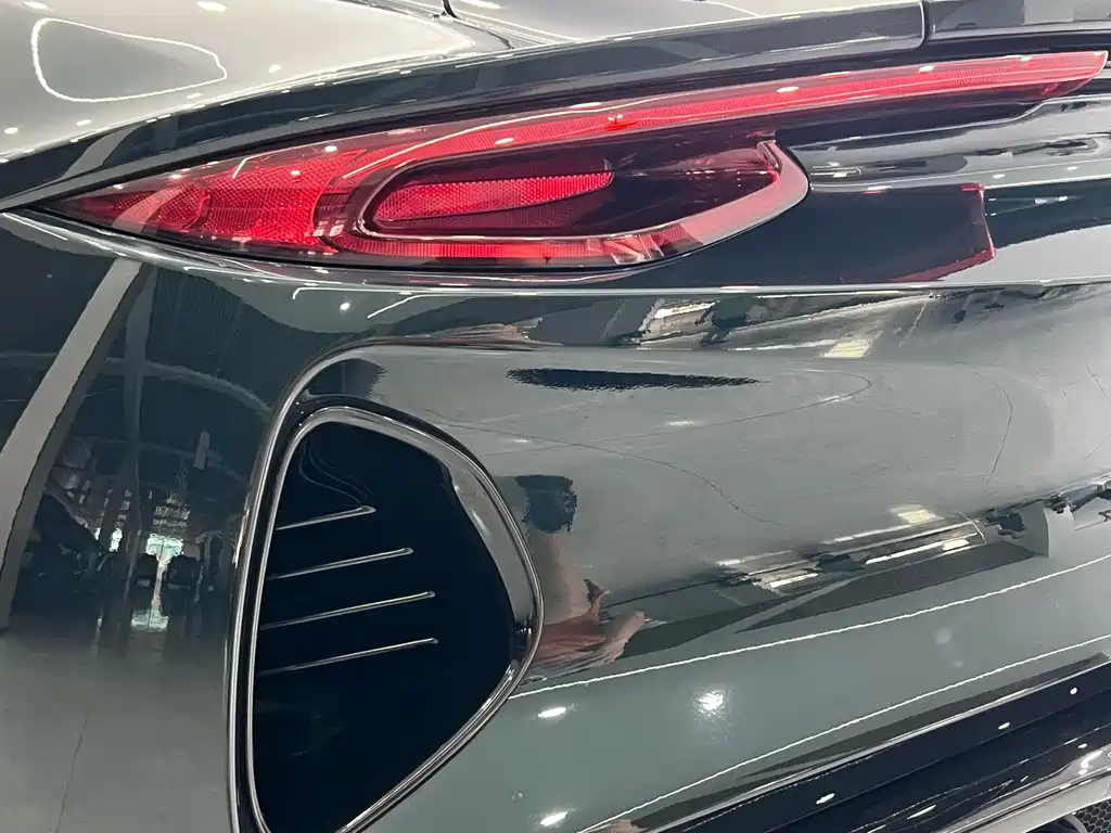 LOTUS SPORTS CAR EMIRA