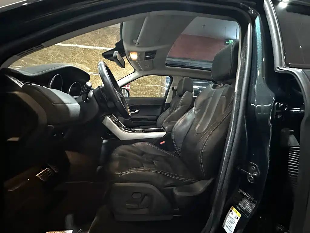 Land Rover Evoque (Import) — миниатюра 15