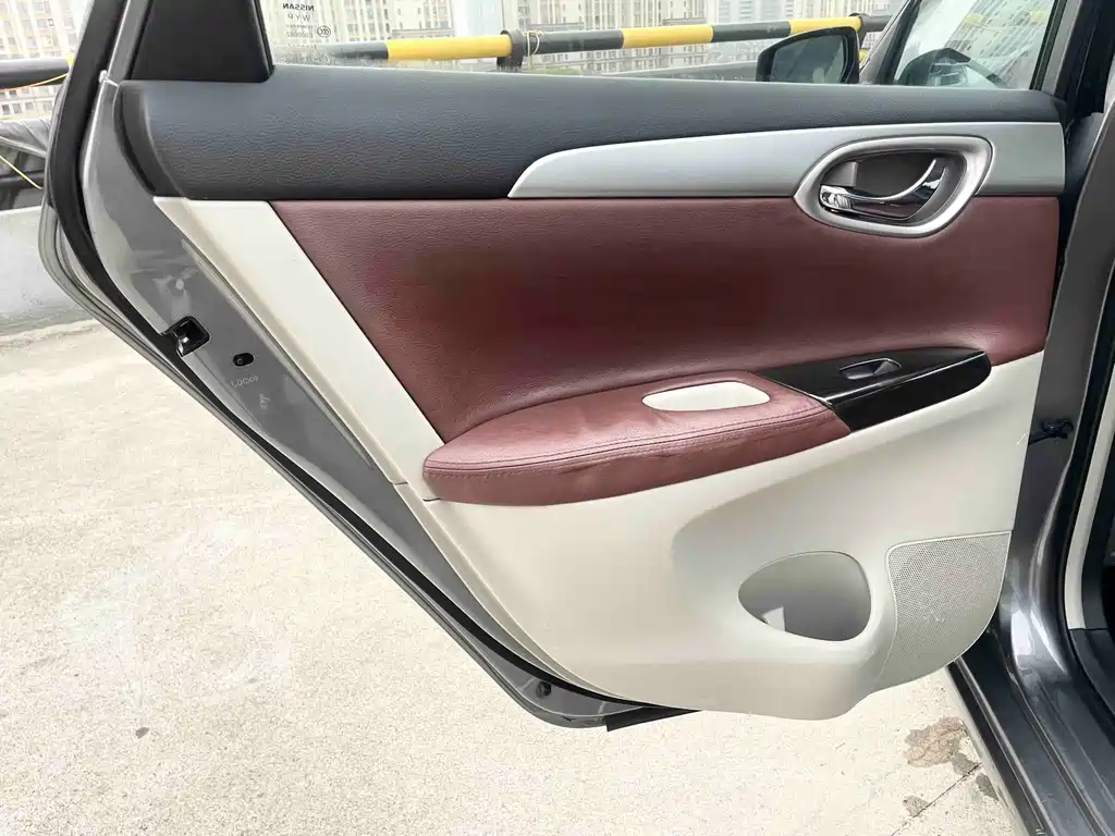Nissan Sylphy 1.6XE CVT Comfort Edition, фото 12