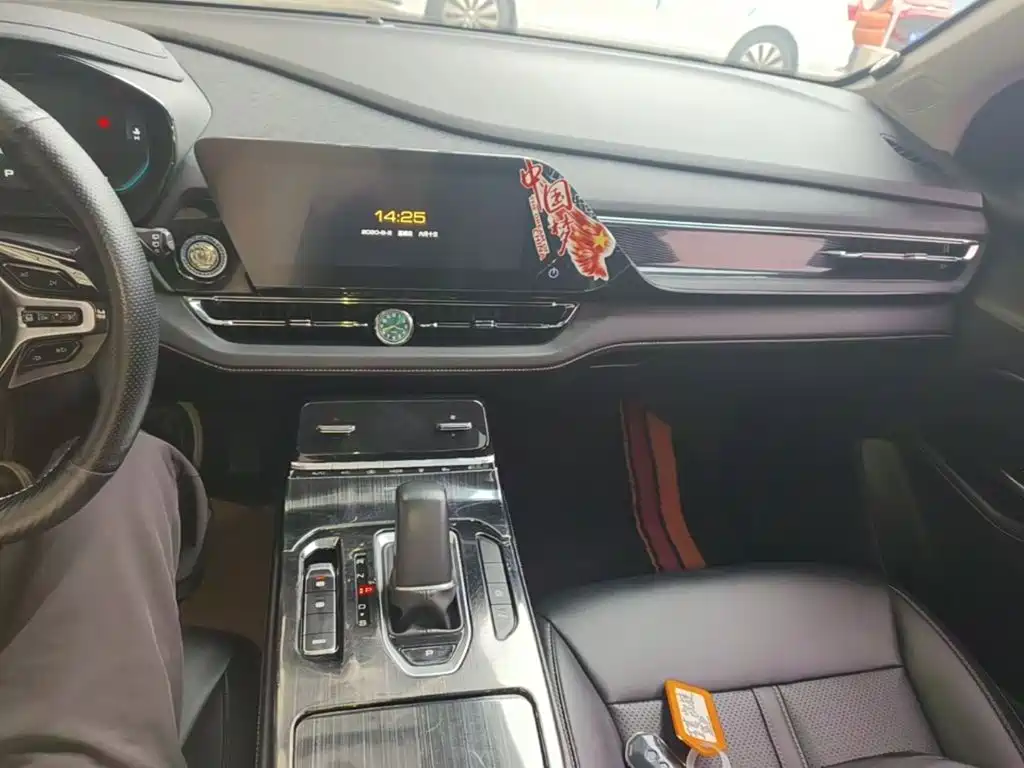 Wuling Victory — миниатюра 10