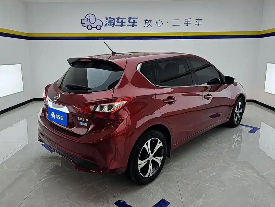 Nissan Tiida — миниатюра 3