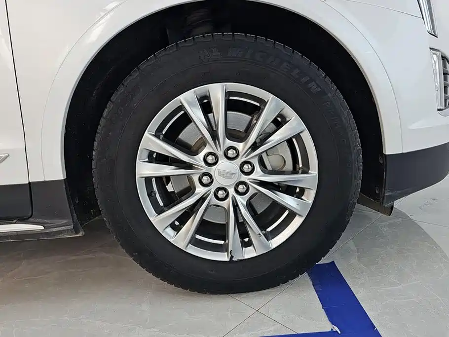Cadillac XT5 — миниатюра 6