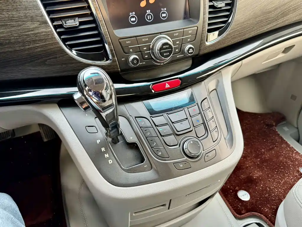 JAC Refine M5 — миниатюра 14