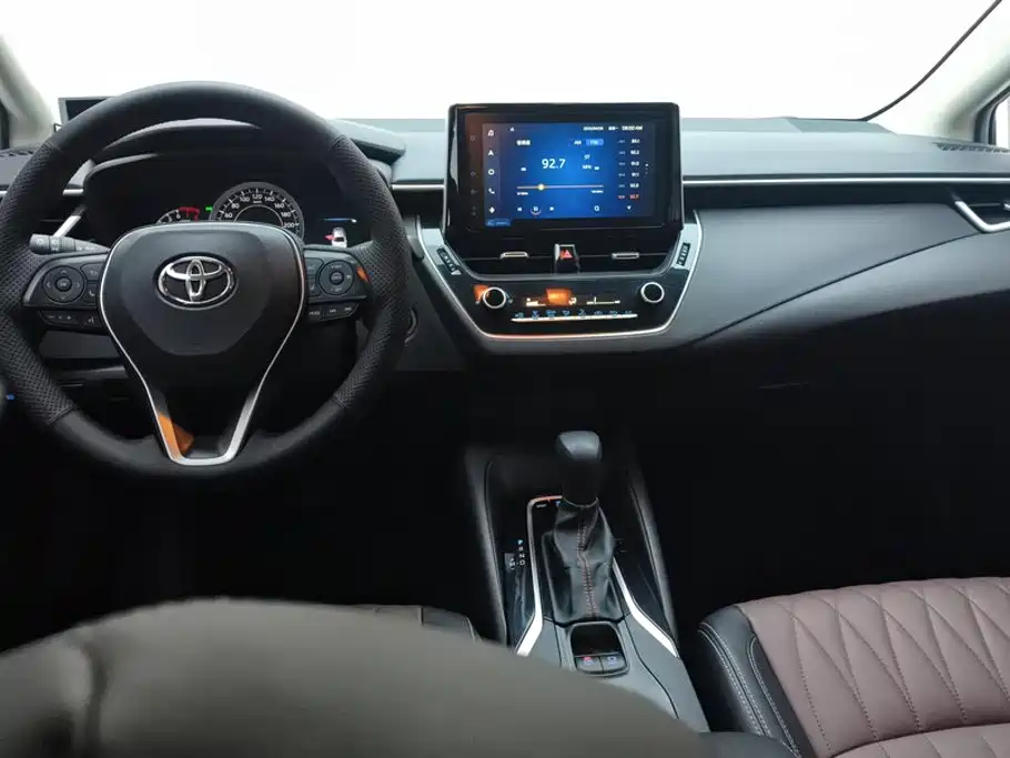 Toyota Corolla — миниатюра 12