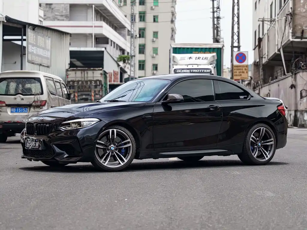 BMW M2