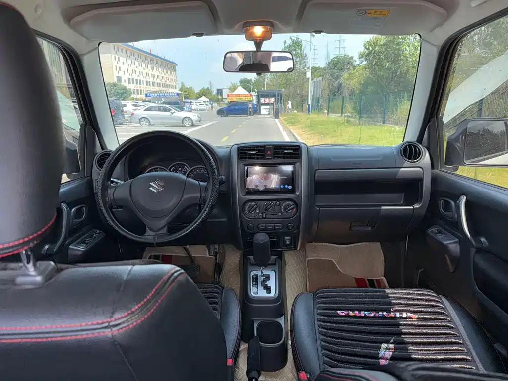 Suzuki Jimny — миниатюра 3