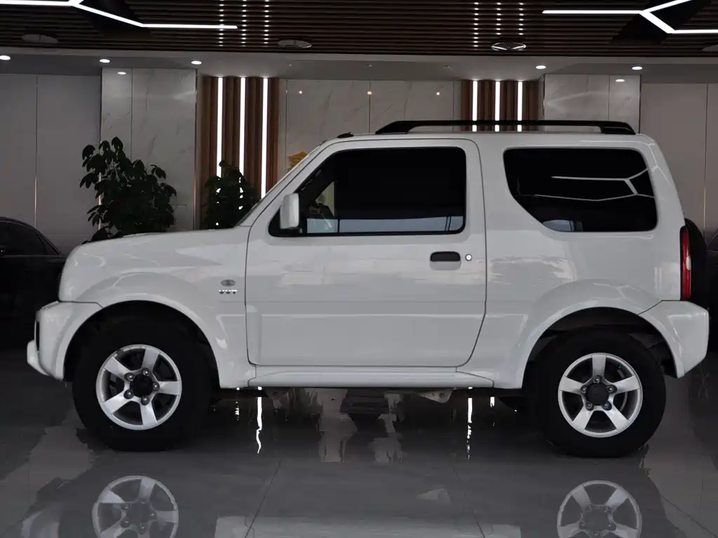 Suzuki Jimny — миниатюра 3