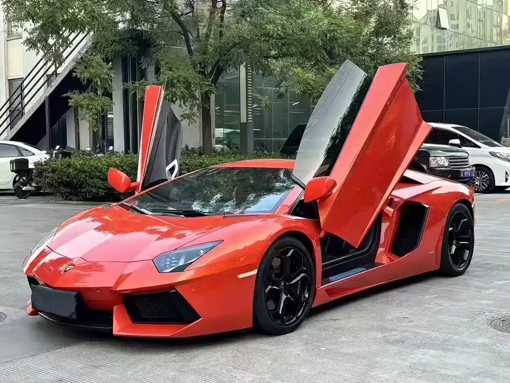 Lamborghini Aventador