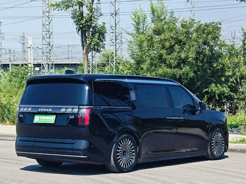 ZEEKR EXTREME KRYPTON 009