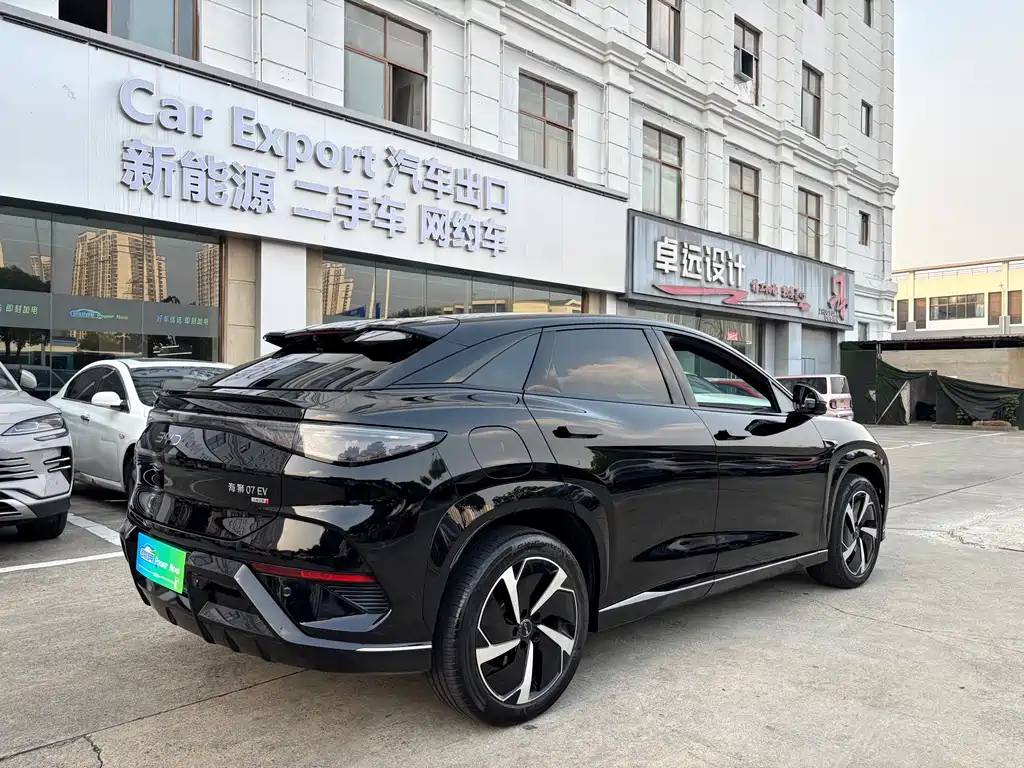 BYD Sealion 07 EV — миниатюра 5