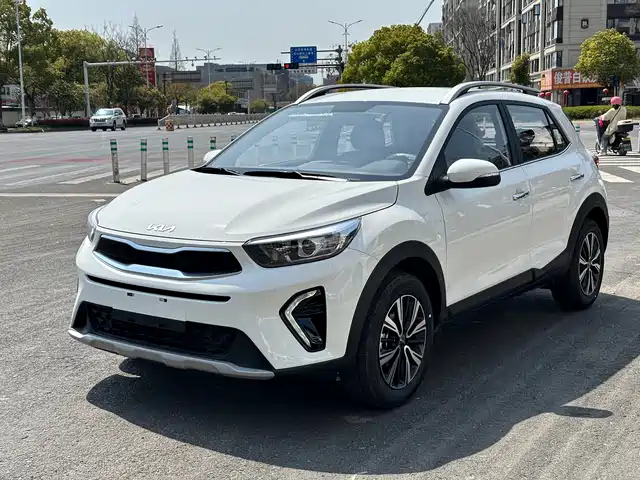 KIA YI RAN 2025