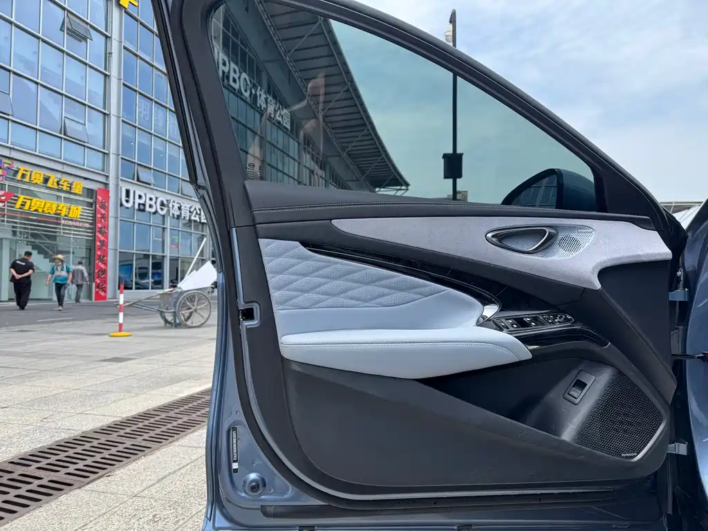 BYD Seal 2022 700km