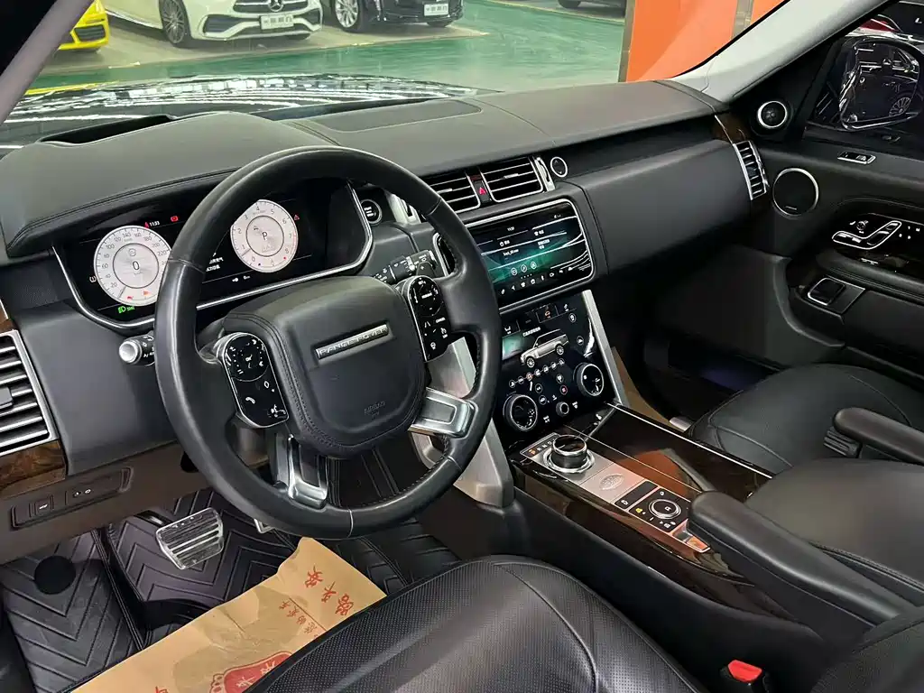 Land Rover Range Rover 2020 3.0 L6 Long Wheelbase