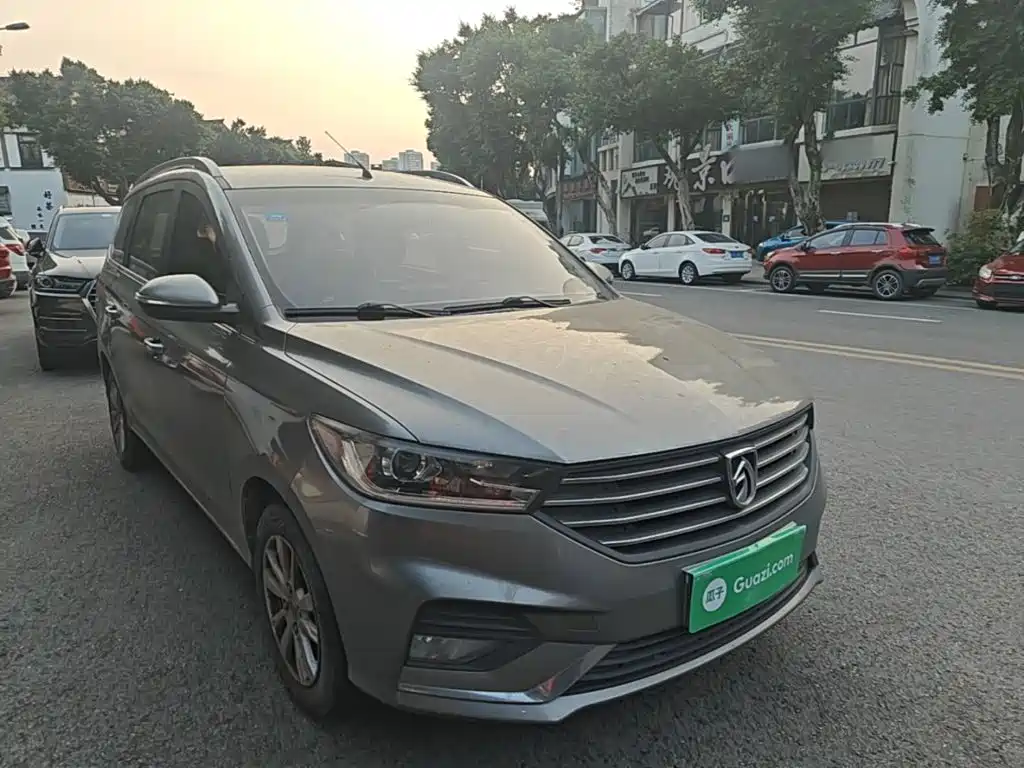 Baojun 360 — миниатюра 4
