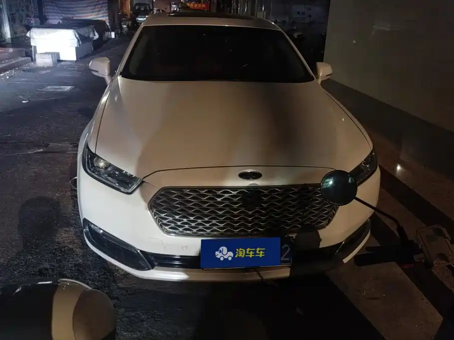 Ford Taurus — миниатюра 2