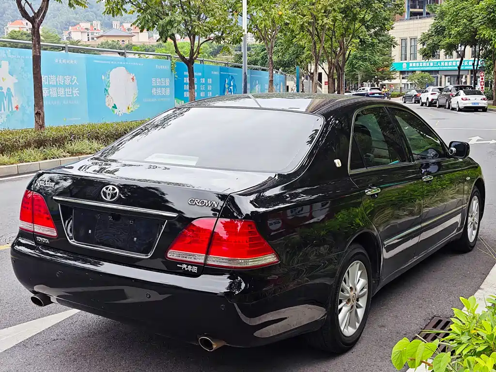 Toyota Crown 2009 2.5L Royal
