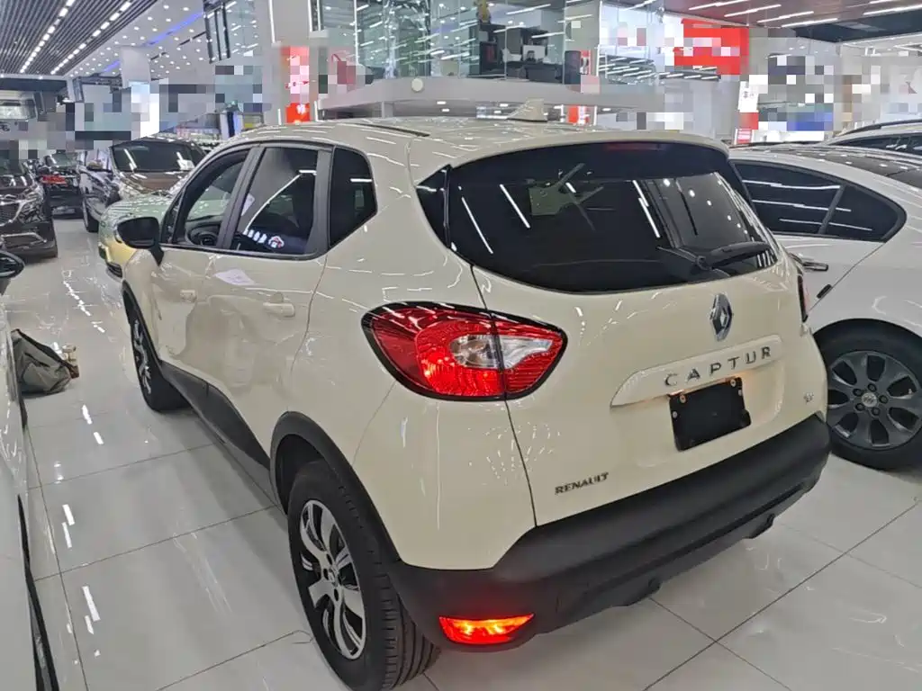 Renault Captur — миниатюра 5