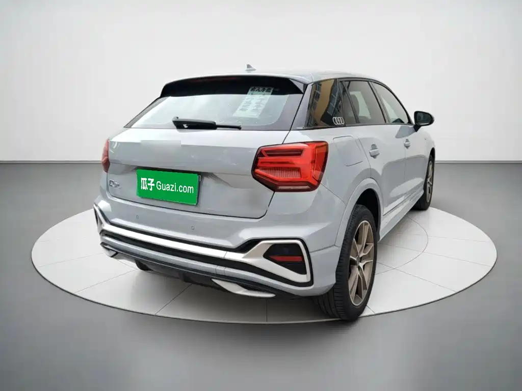 Audi Q2L — миниатюра 4