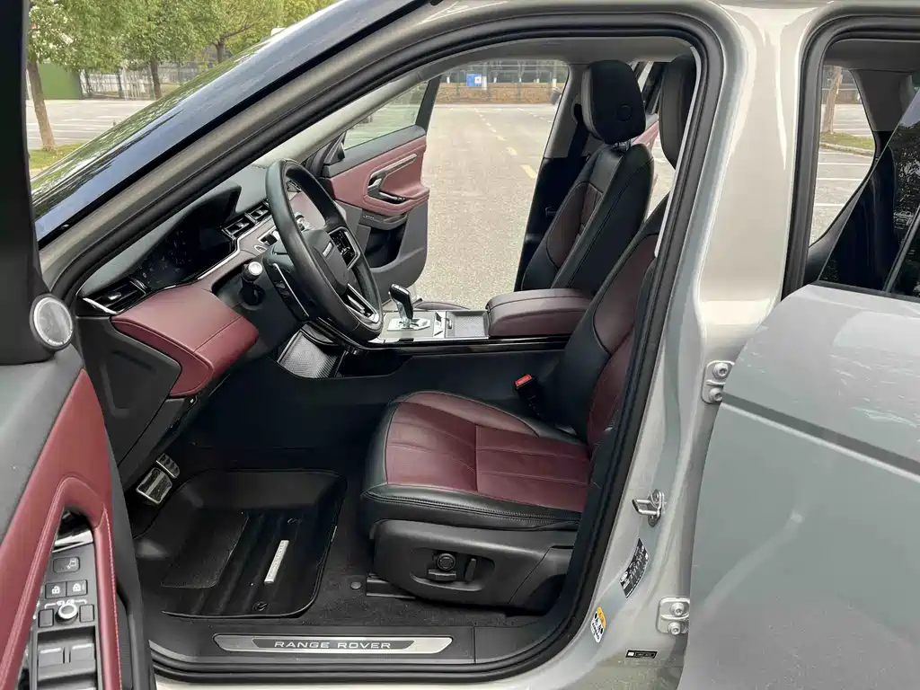 Land Rover Range Rover Evoque 2022 L 249PS R-Dynamic Luxury